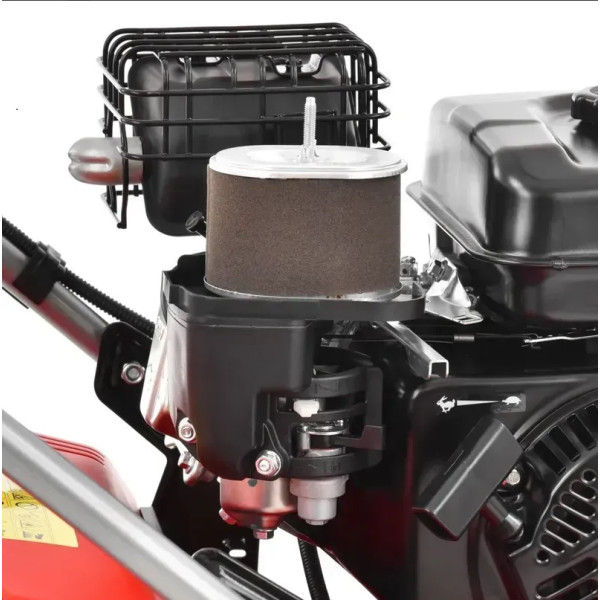 Бензиновый аэратор HECHT 5677 2-in-1 (2 вала в комплекте)