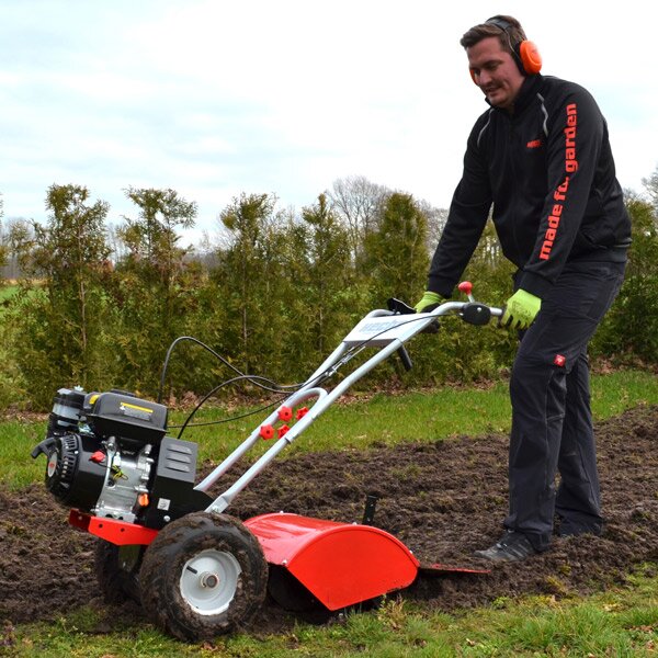 Культиватор бензиновый HECHT 750 