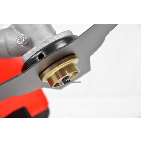 Бензиновая мотокоса HECHT 135 BTS